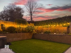 Photo 22- click for photo gallery